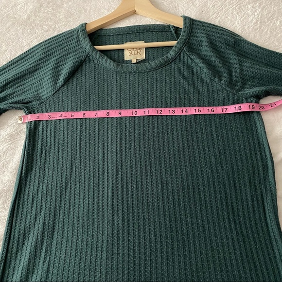 Chaser Dark Teal Thermal Top - Picture 6 of 11